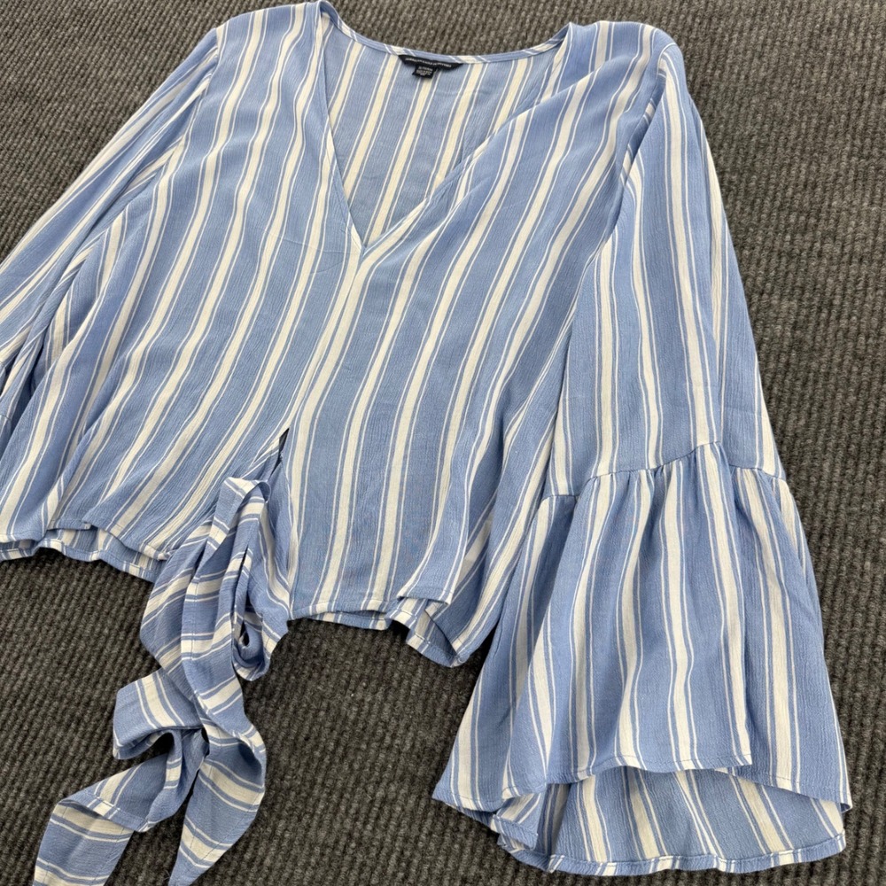 American Eagle Womens XL Blue White Striped Bell Sleeve Tie Front Crop Top